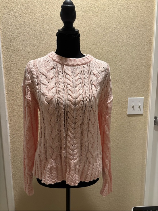 J. Crew Sweaters - NWOT J. Crew Cable Knit Crewneck Sweater in Light Pink